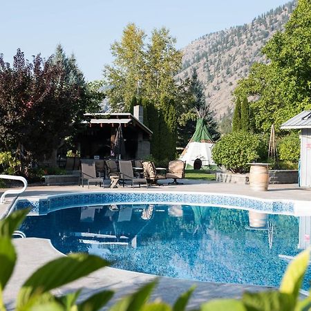 Similkameen Wild Resort & Winery Retreat Osoyoos Eksteriør bilde