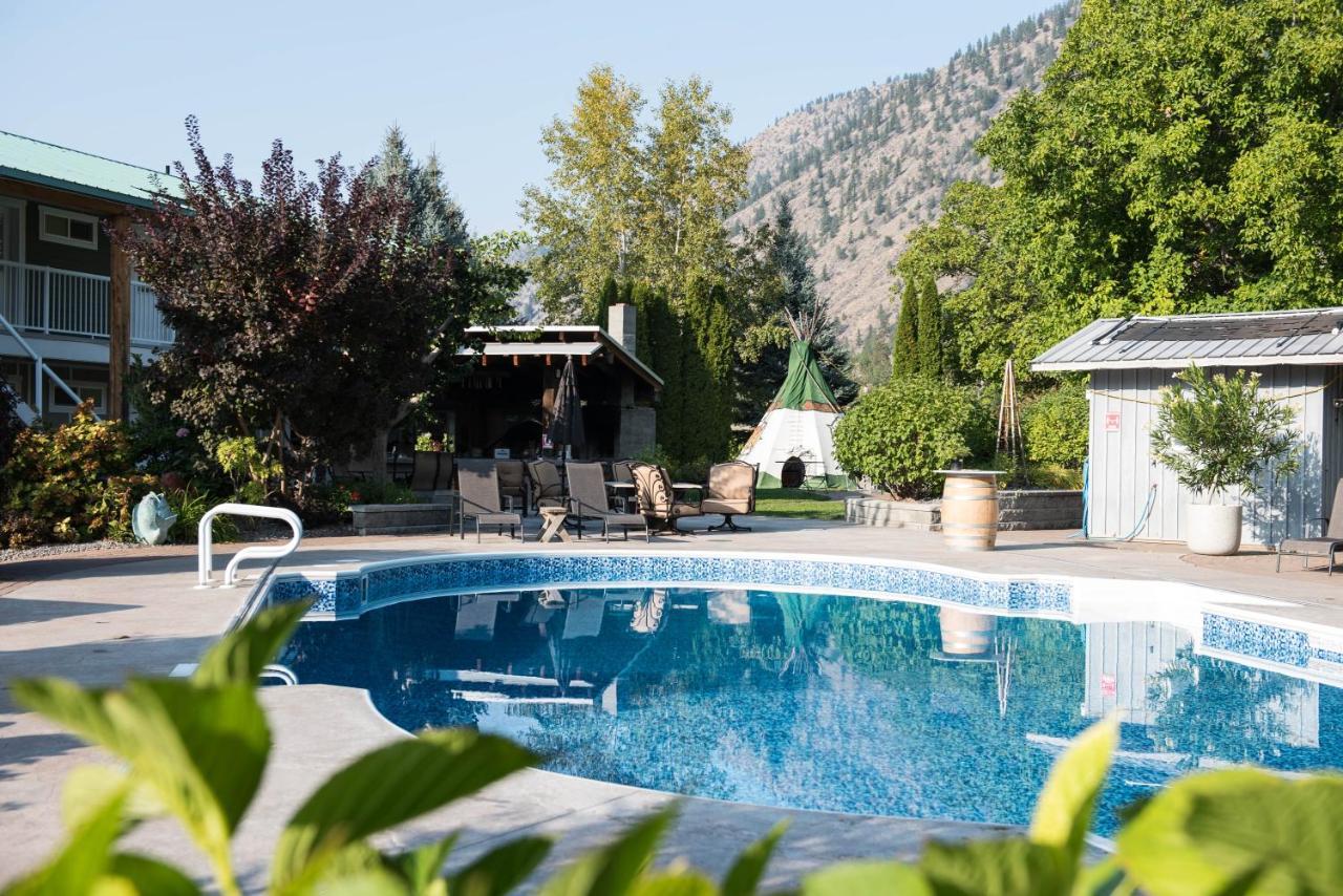 Similkameen Wild Resort & Winery Retreat Osoyoos Eksteriør bilde