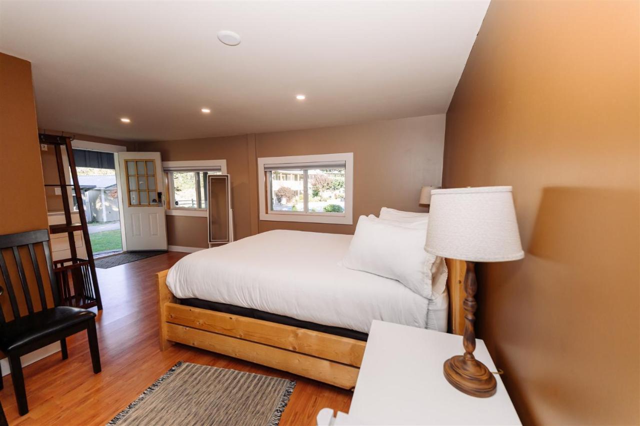 Similkameen Wild Resort & Winery Retreat Osoyoos Eksteriør bilde