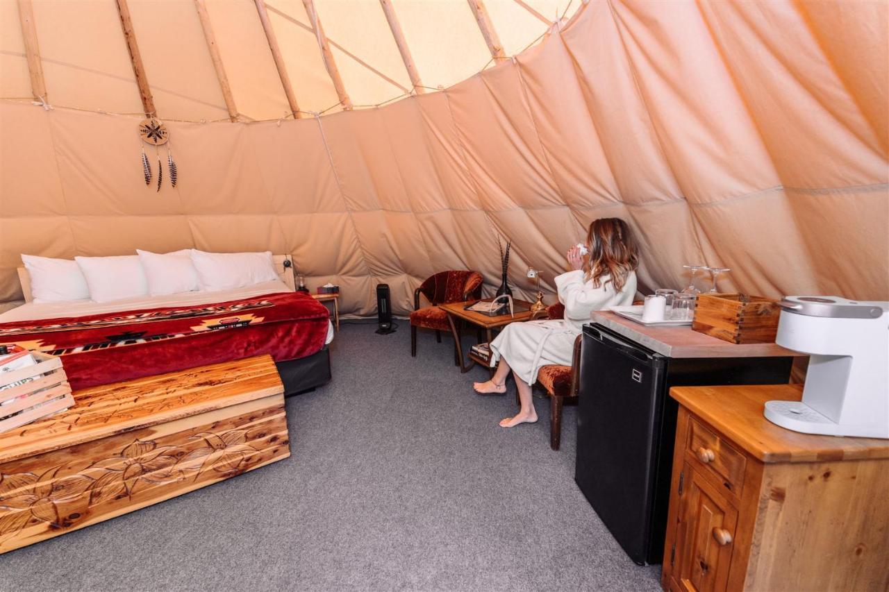 Similkameen Wild Resort & Winery Retreat Osoyoos Eksteriør bilde