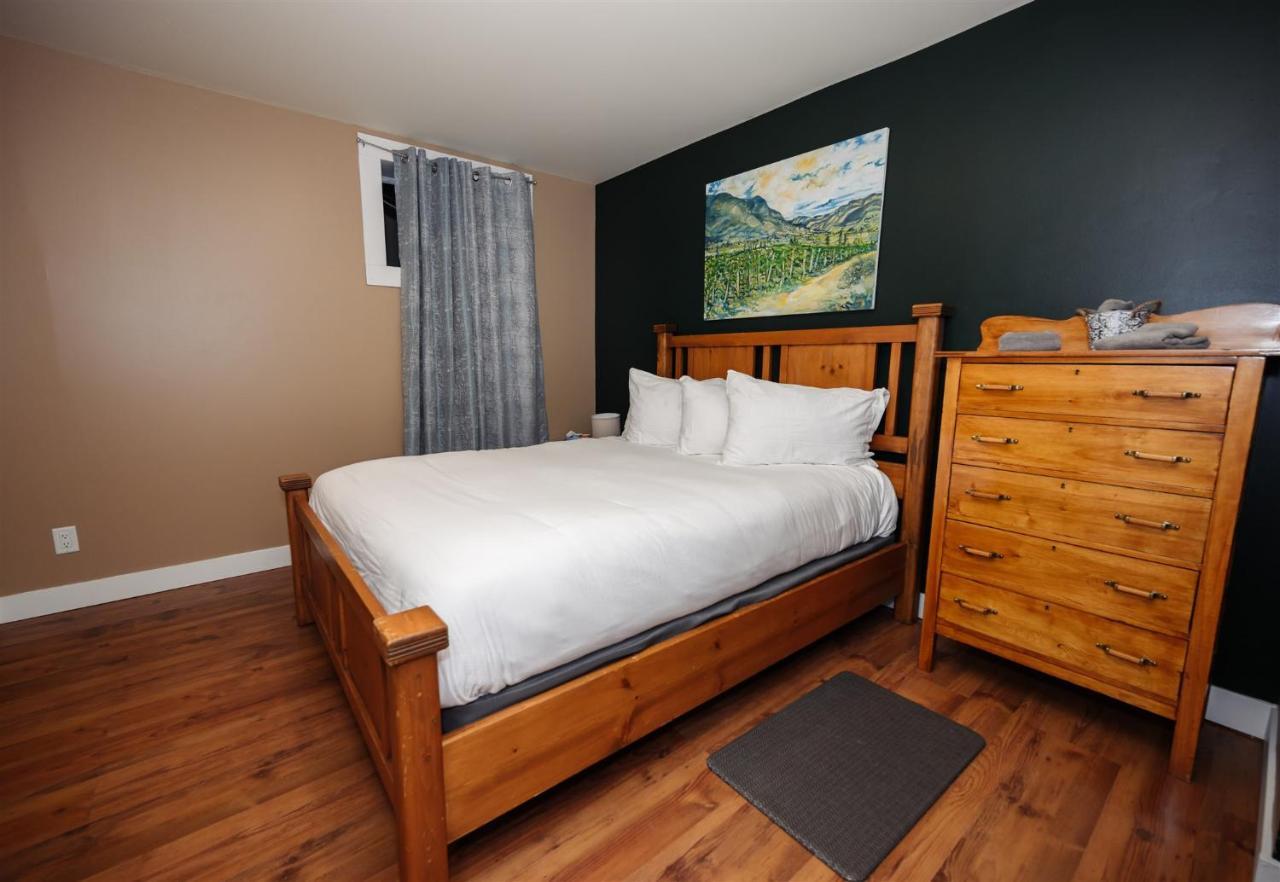 Similkameen Wild Resort & Winery Retreat Osoyoos Eksteriør bilde