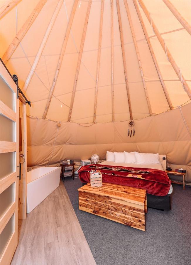 Similkameen Wild Resort & Winery Retreat Osoyoos Eksteriør bilde