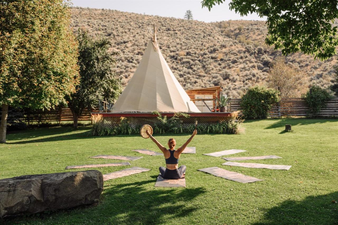 Similkameen Wild Resort & Winery Retreat Osoyoos Eksteriør bilde