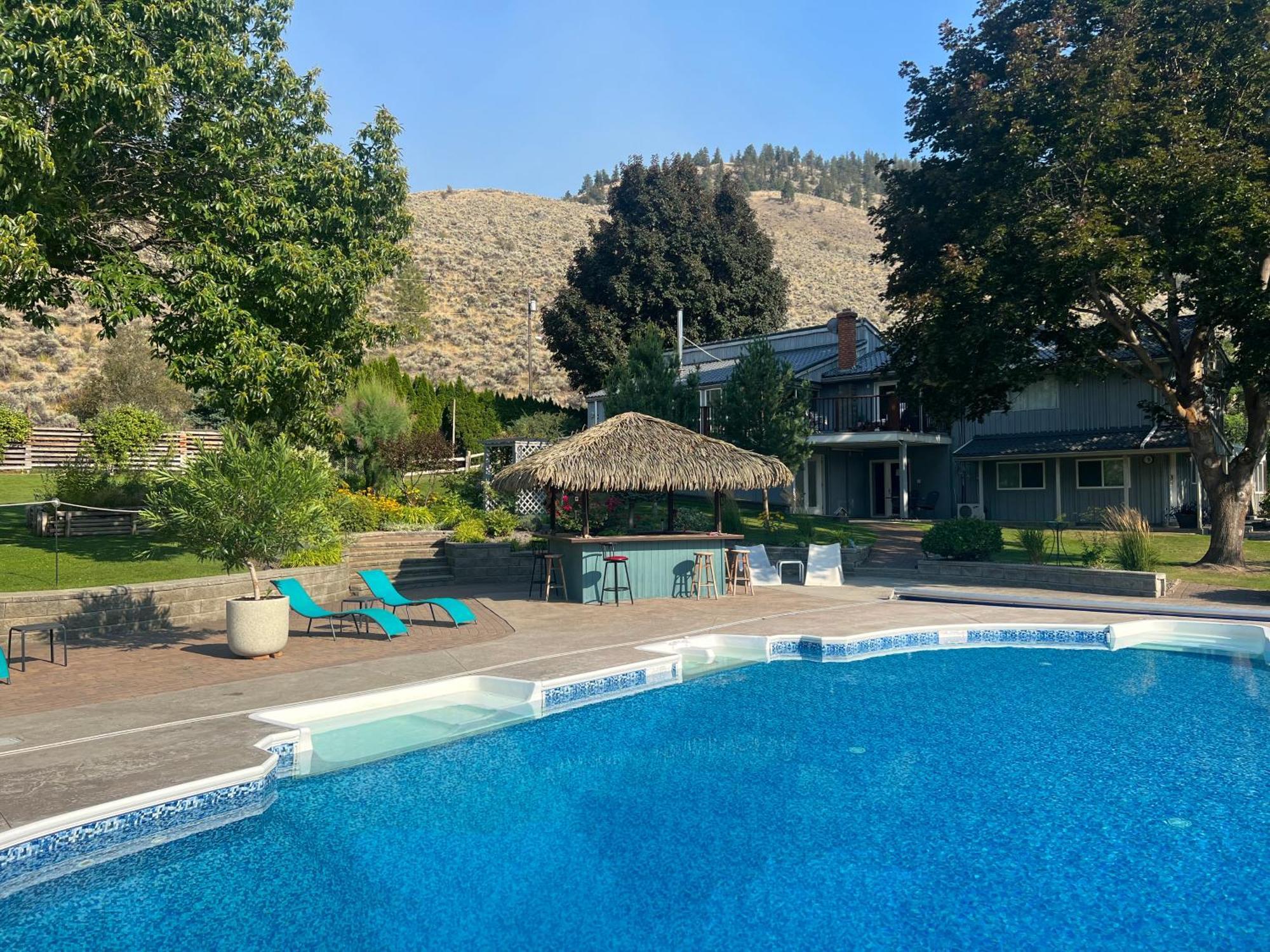 Similkameen Wild Resort & Winery Retreat Osoyoos Eksteriør bilde